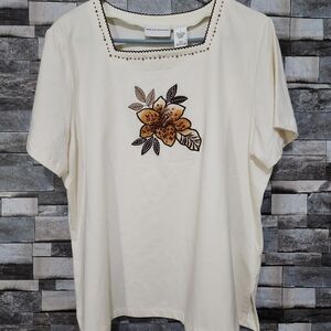 Alfred Dunner Cream Floral Embroidered Short Sleeve Top